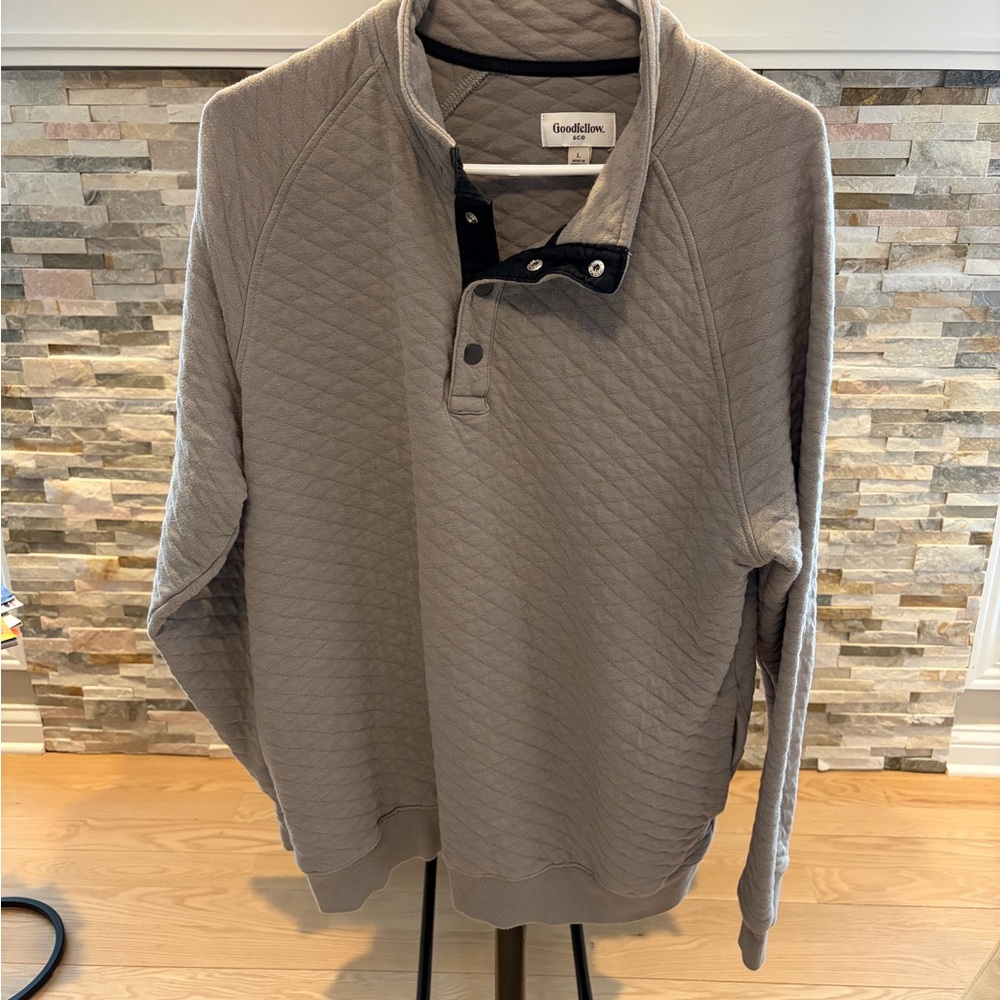 Goodfellow & Co Quilted Gray Pullover